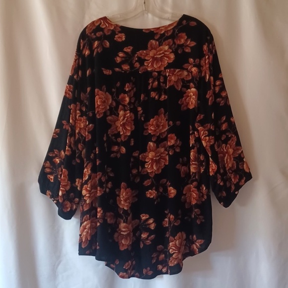 Torrid Black Orange Floral Crepe Chain Detail Blouse 3/4 Sleeves Size 3X EUC - Picture 5 of 6
